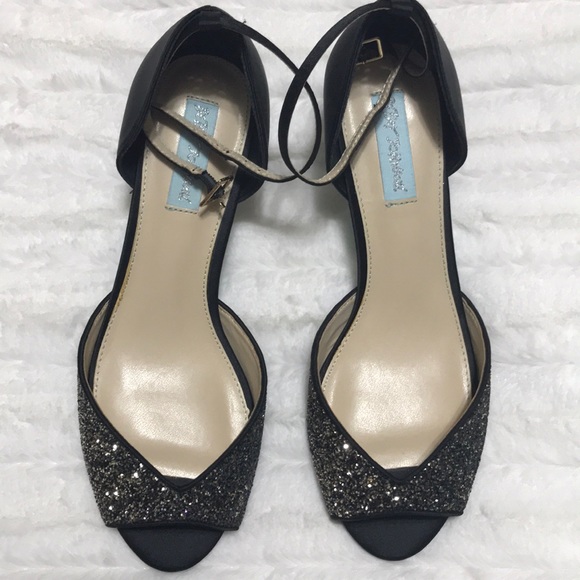 Betsey Johnson Shoes - Black Glitter sandals